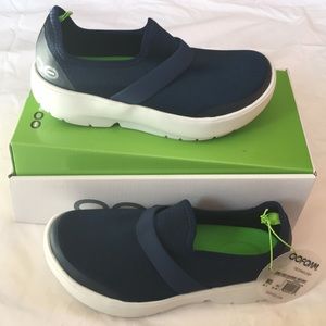 Women’s Oofos Shoes